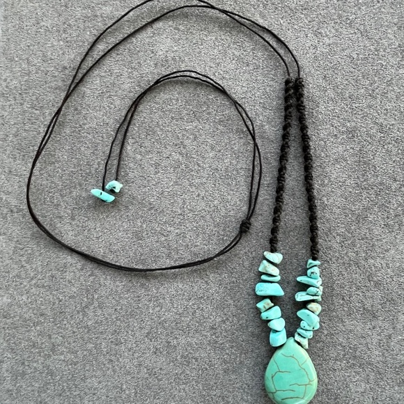 Turquoise Teardrop Necklace - Picture 3 of 7